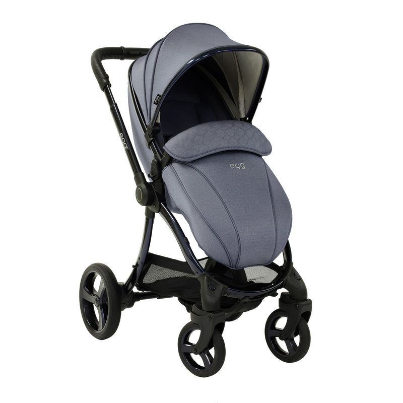 egg2® Stroller & Carry Cot in Chambray Bundle