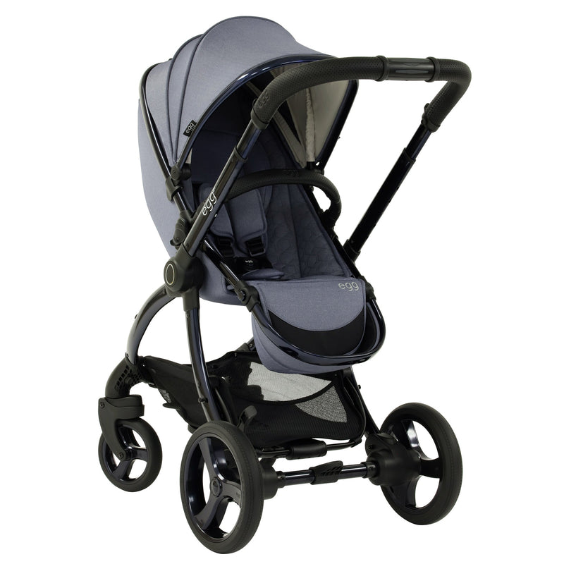 egg2® Stroller & Carry Cot in Chambray Bundle