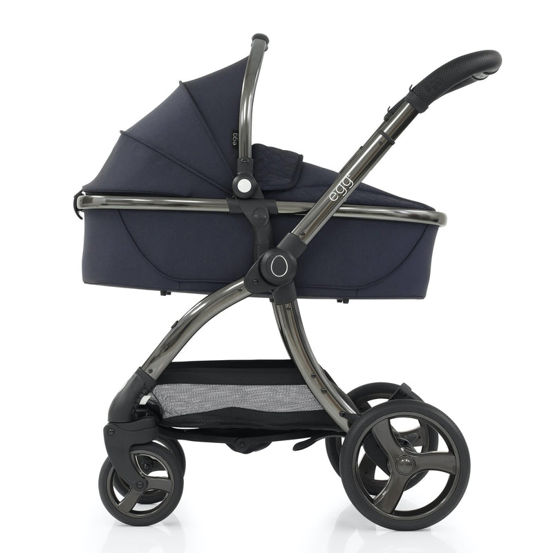 egg2® Carry Cot in Cobalt