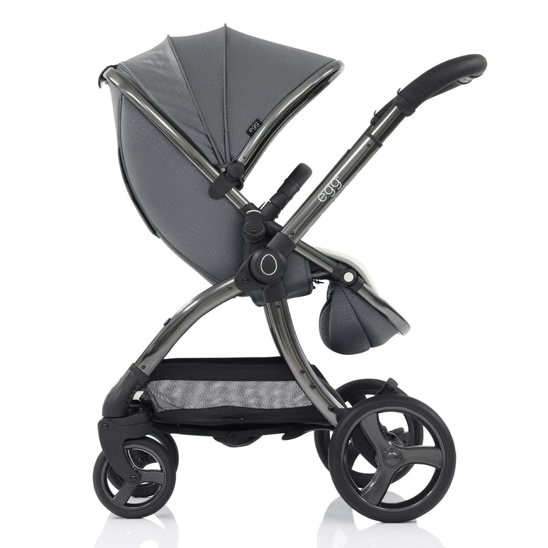 egg2® Stroller & Carry Cot in Jurassic Grey Bundle