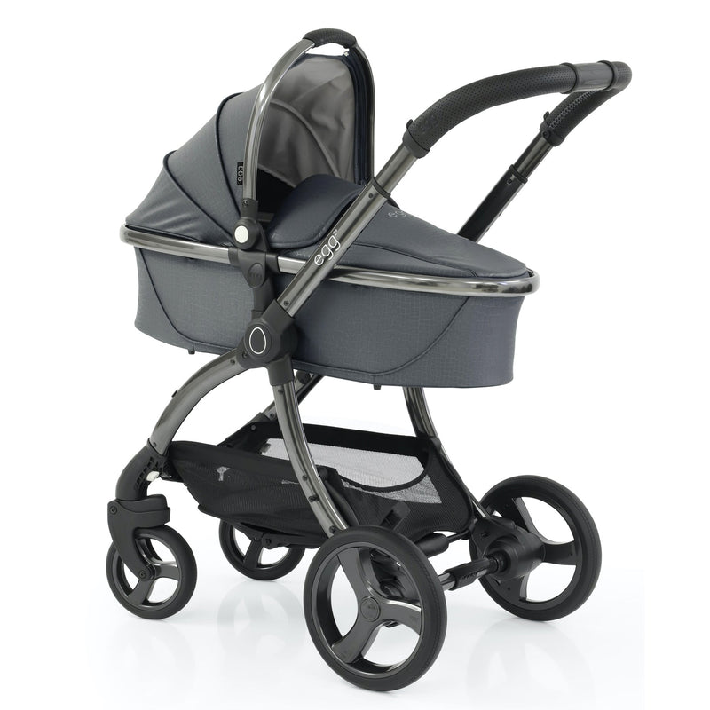 egg2® Stroller & Carry Cot in Jurassic Grey Bundle