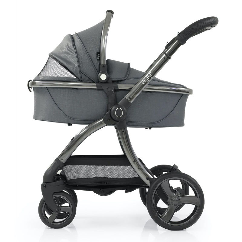 egg2® Stroller & Carry Cot in Jurassic Grey Bundle