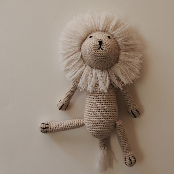 Lennon the Lion | Knit Doll